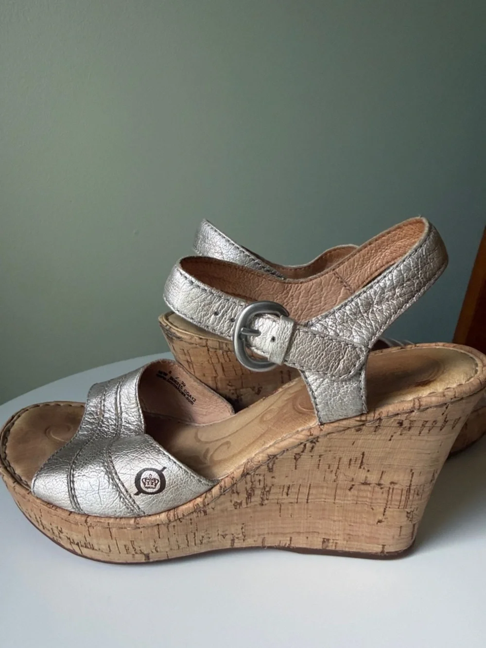 Born Metallic Leather Issa Sandals Cork Wedge Platform Sandals Heels 8/39